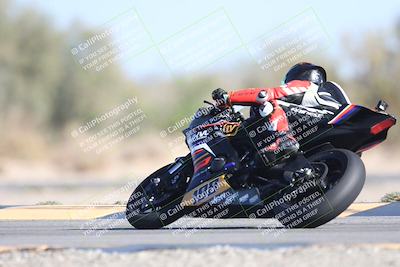 media/Oct-04-2025-CVMA (Sat) [[408bcdd6e4]]/Race 13-Amateur Supersport Open/